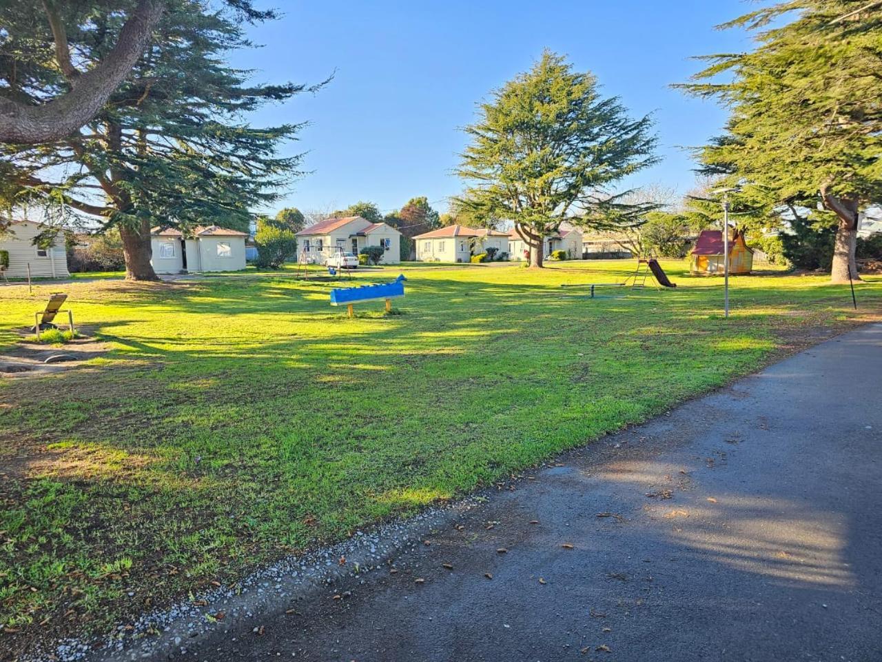 Middlepark Motel Christchurch Exterior photo