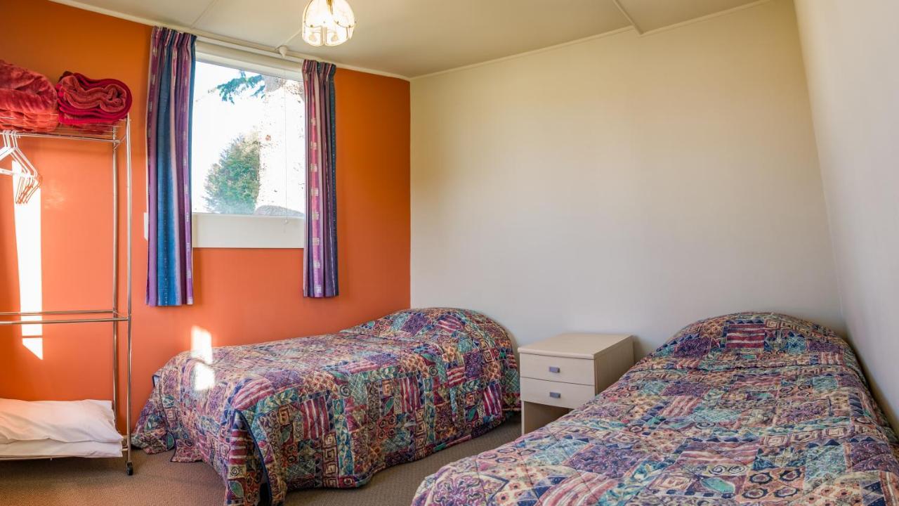 Middlepark Motel Christchurch Exterior photo